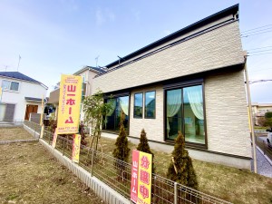 147576C8-D800-40BE-9272-5DD2FEB5933D