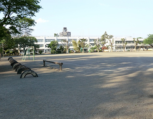 昭島市立東小学校