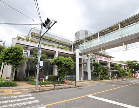 プリモライブラリーはむら(羽村市図書館)