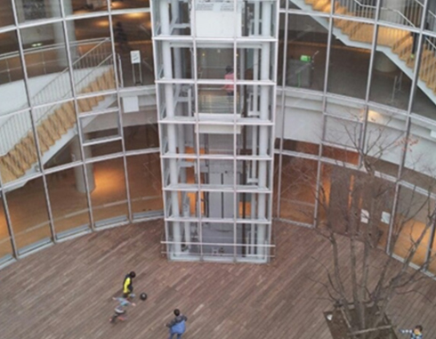 プリモホールゆとろぎ (羽村市生涯学習センターゆとろぎ)